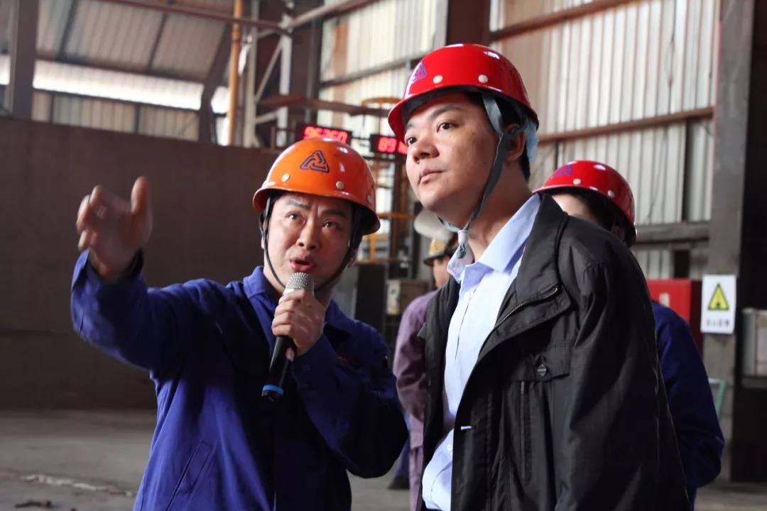 黨員立潮頭，領跑當先鋒｜曾華：扎根高爐的鐵牛